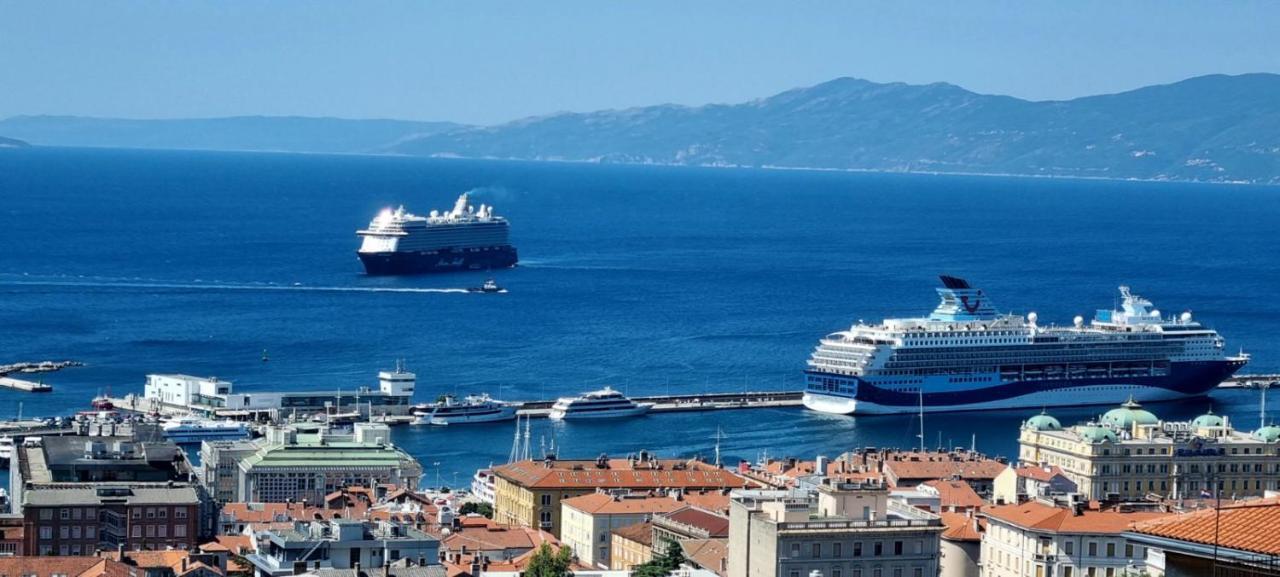 Apartment Lori - Beautiful View Rijeka Eksteriør billede